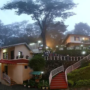 The New Whispering Meadows 3* Munnar