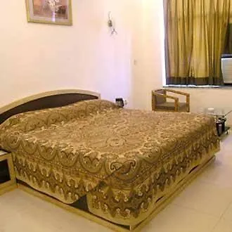 Genx Usha Kiran Agra Hotel