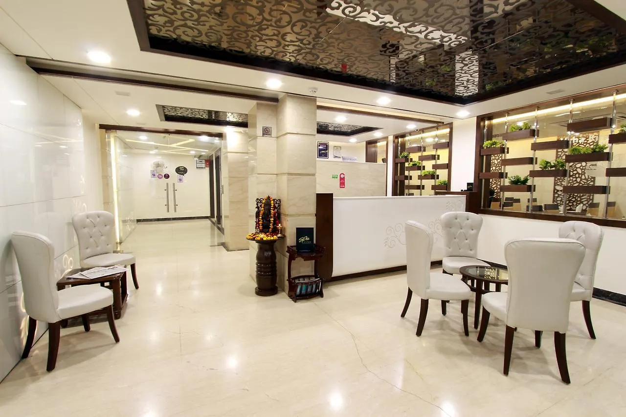 Genx Usha Kiran Agra Hotel