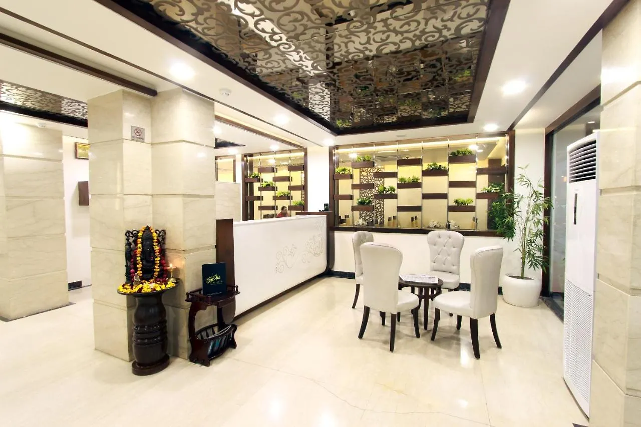***  Genx Usha Kiran Agra Hotel India