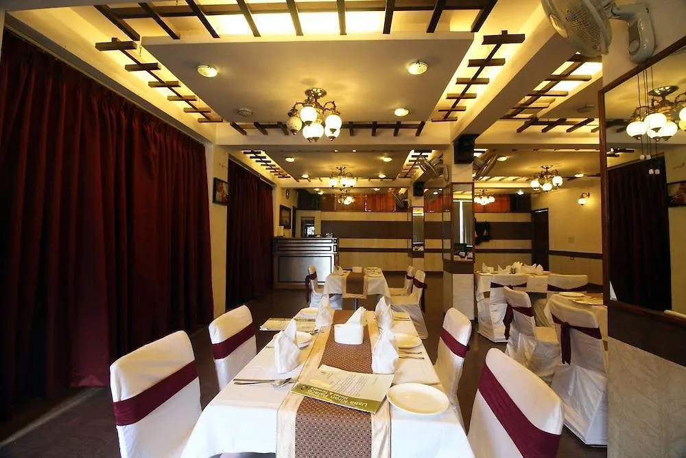 Genx Usha Kiran Agra Hotel