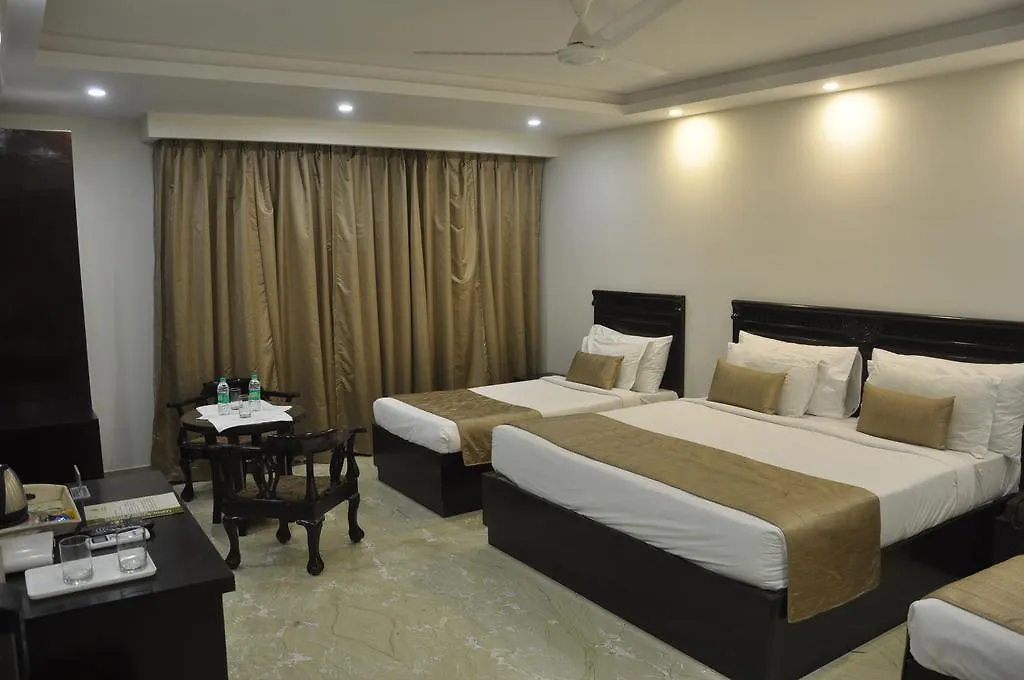 Genx Usha Kiran Agra Hotel