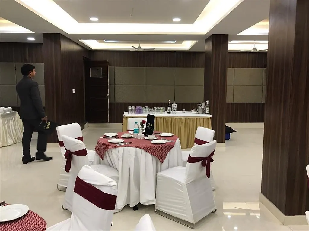Genx Usha Kiran Agra Hotel 3*, Agra (Uttar Pradesh)