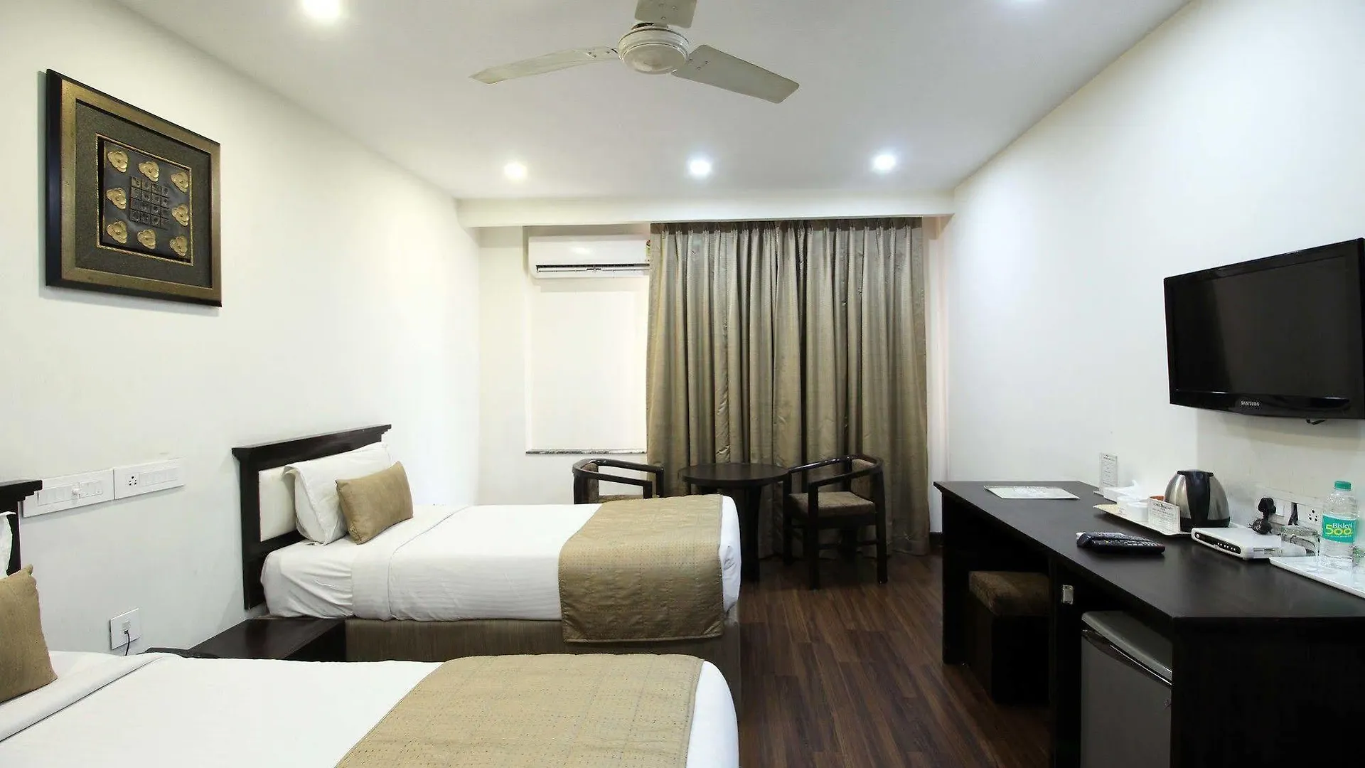 Genx Usha Kiran Agra Hotel 3*, Agra (Uttar Pradesh)