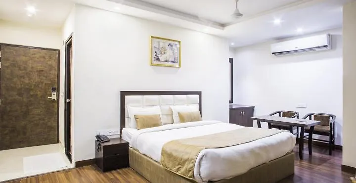 Genx Usha Kiran Agra Hotel India